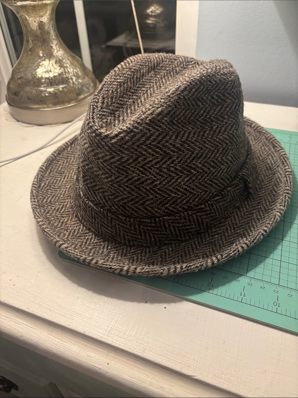 Stetson Black and Gold Lined Hat Interior